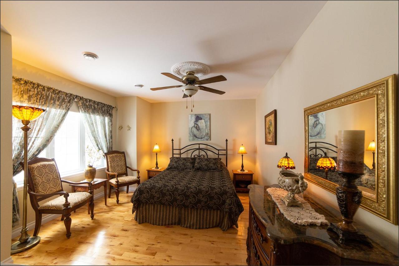 Bed and breakfast Au coeur de Saint-Sauveur-des-Monts Extérieur photo